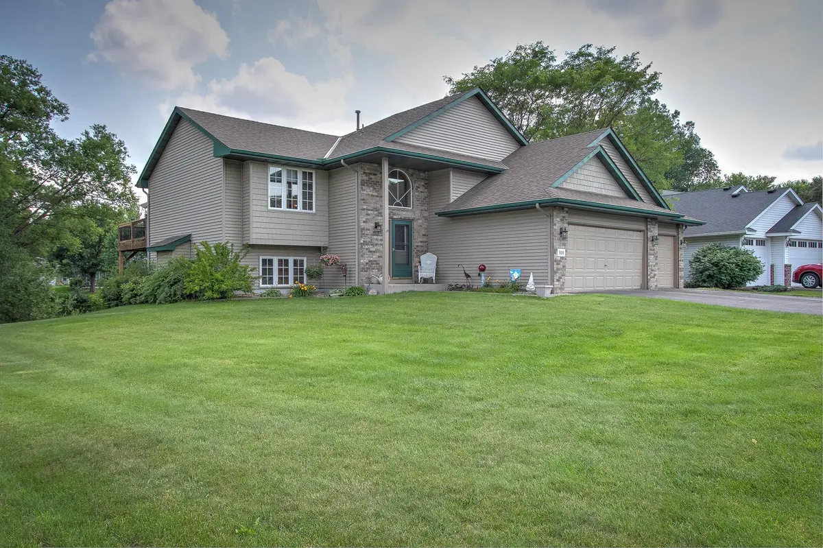 300 101st CT NE, Blaine, MN 55434
