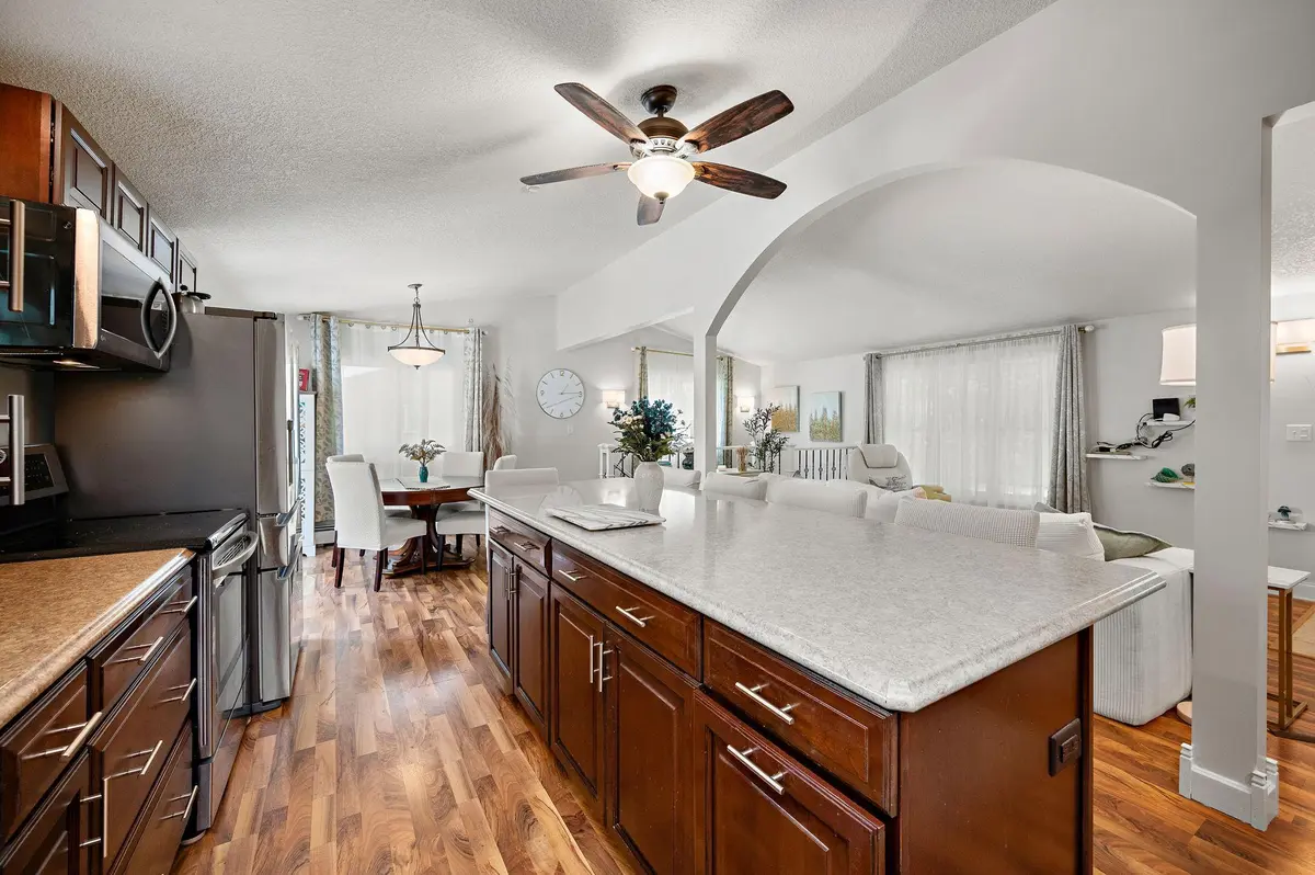 1490 Rainbow AVE, Maple Plain, MN 55359