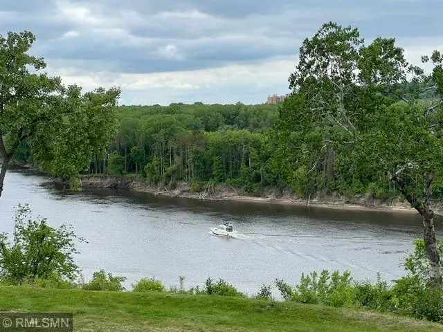 1101 Sibley Memorial Hwy #209, Lilydale, MN 55118