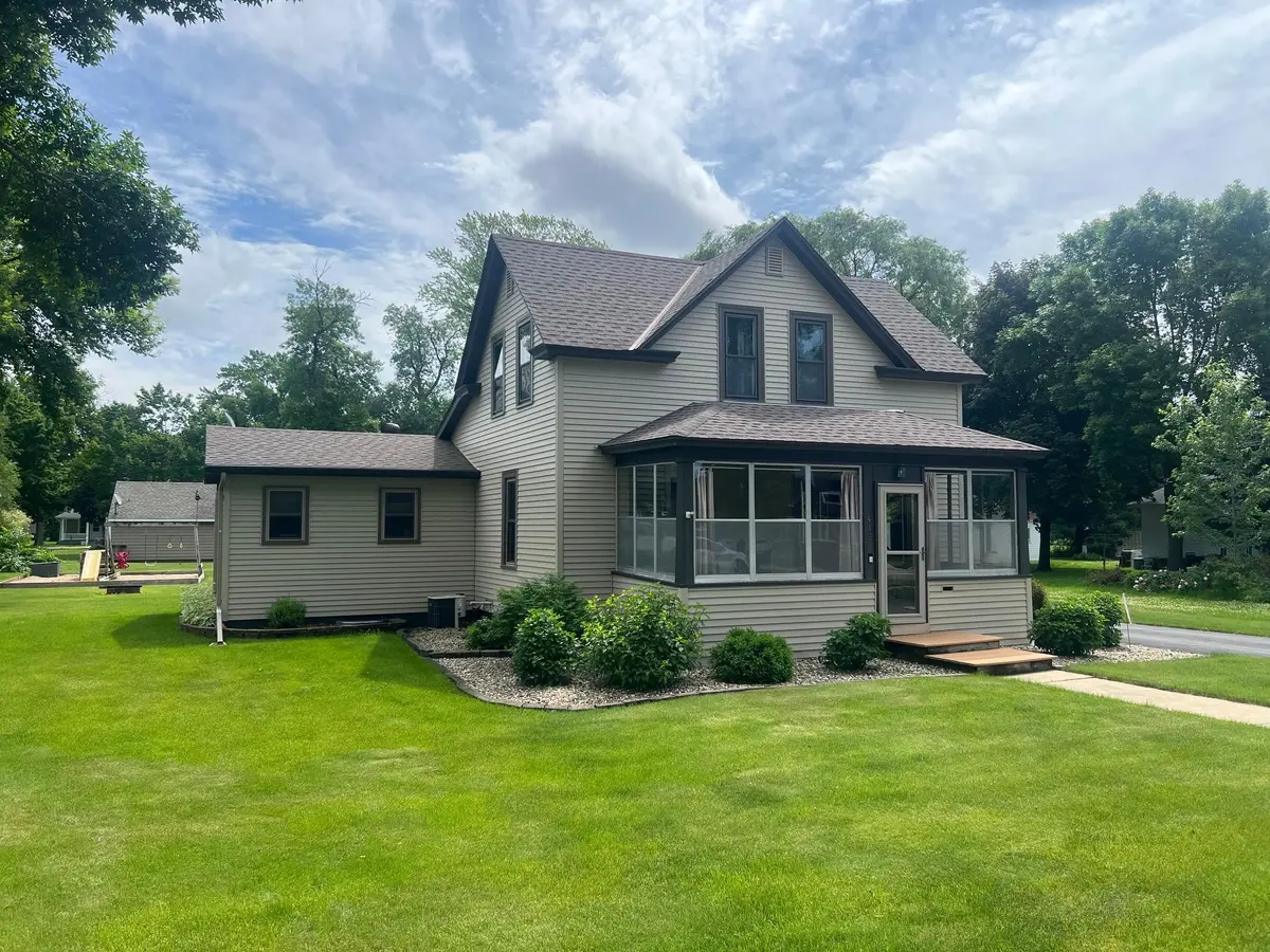 413 S Swift AVE, Litchfield, MN 55355