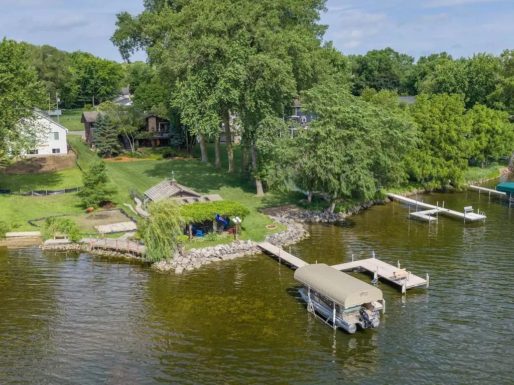 1519 14th AVE NW, New Brighton, MN 55112
