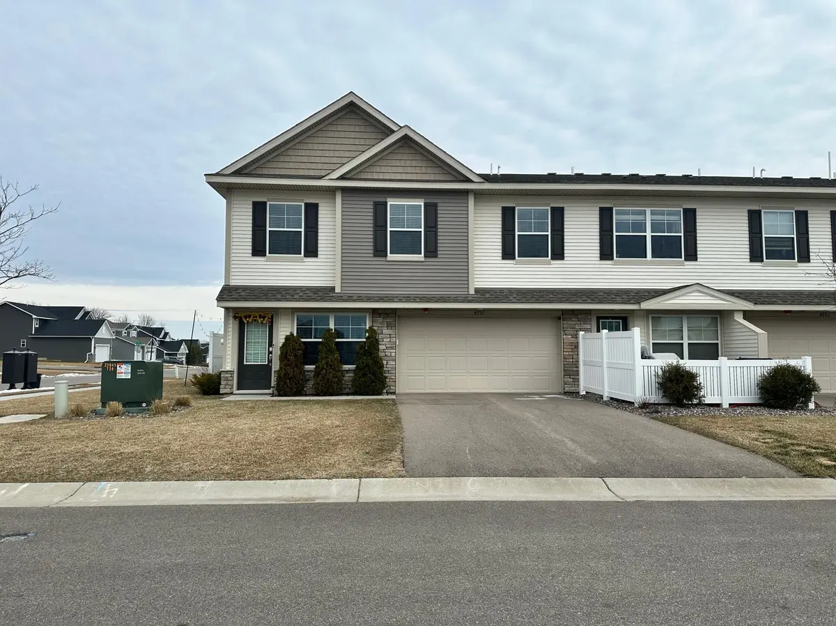 4791 Martingale DR, Woodbury, MN 55129