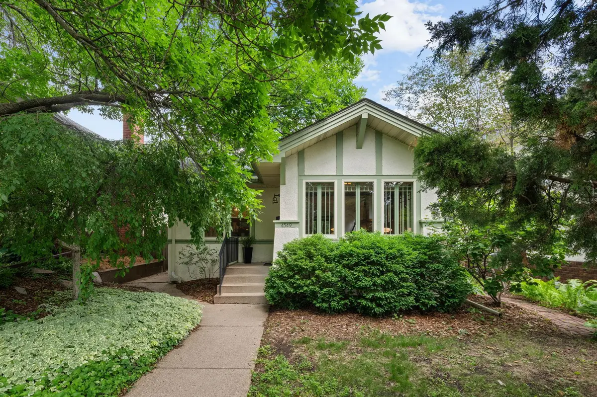 4549 Harriet AVE, Minneapolis, MN 55419