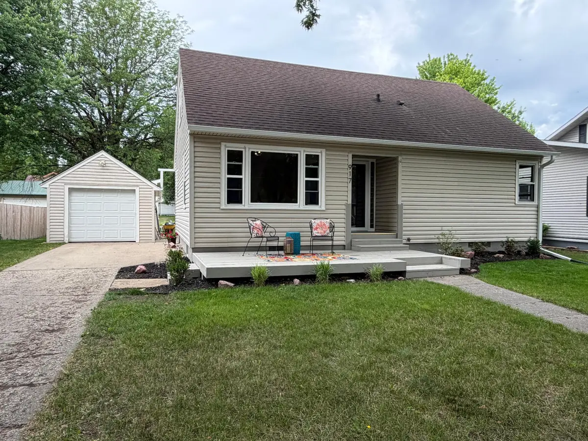 917 N Mckenzie ST, Luverne, MN 56156