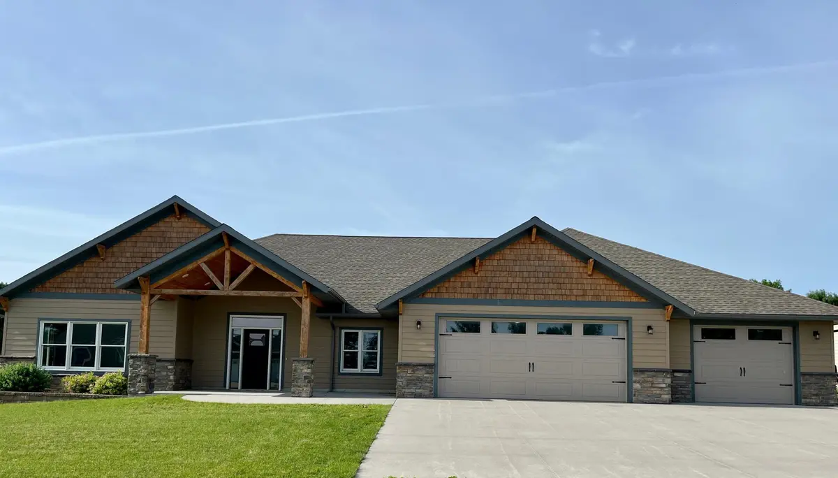 994 North ST, Wabasso, MN 56293