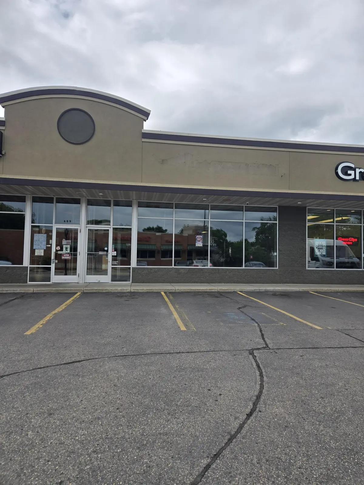 609 4th ST NW, Faribault, MN 55021
