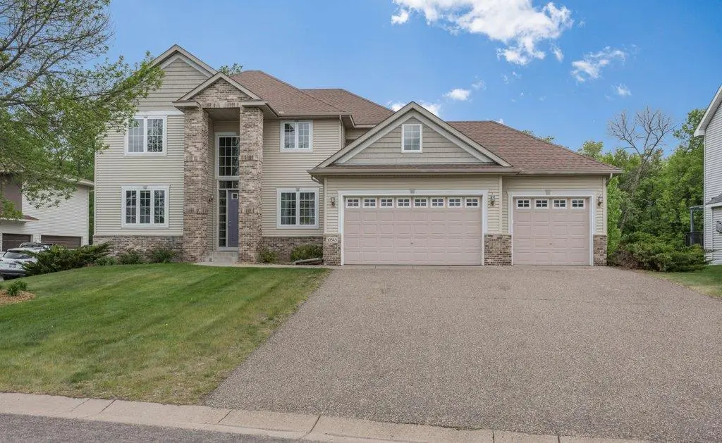 10543 Noble CIR N, Brooklyn Park, MN 55443