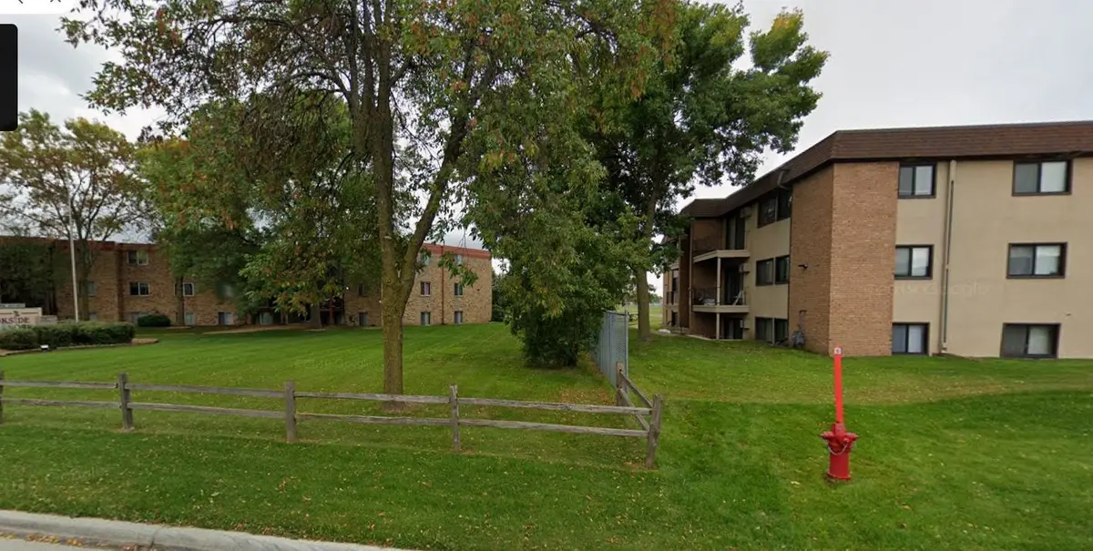 1300 67th AVE N, Brooklyn Center, MN 55430