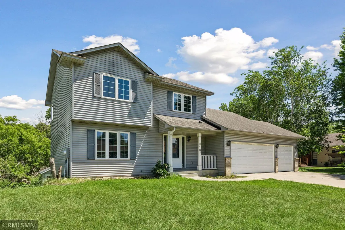 1216 Cuylle Bay, Faribault, MN 55021