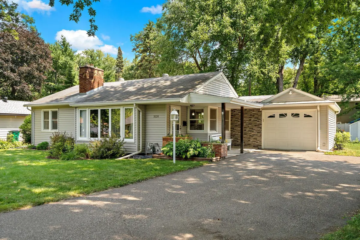 3120 Major AVE N, Golden Valley, MN 55422