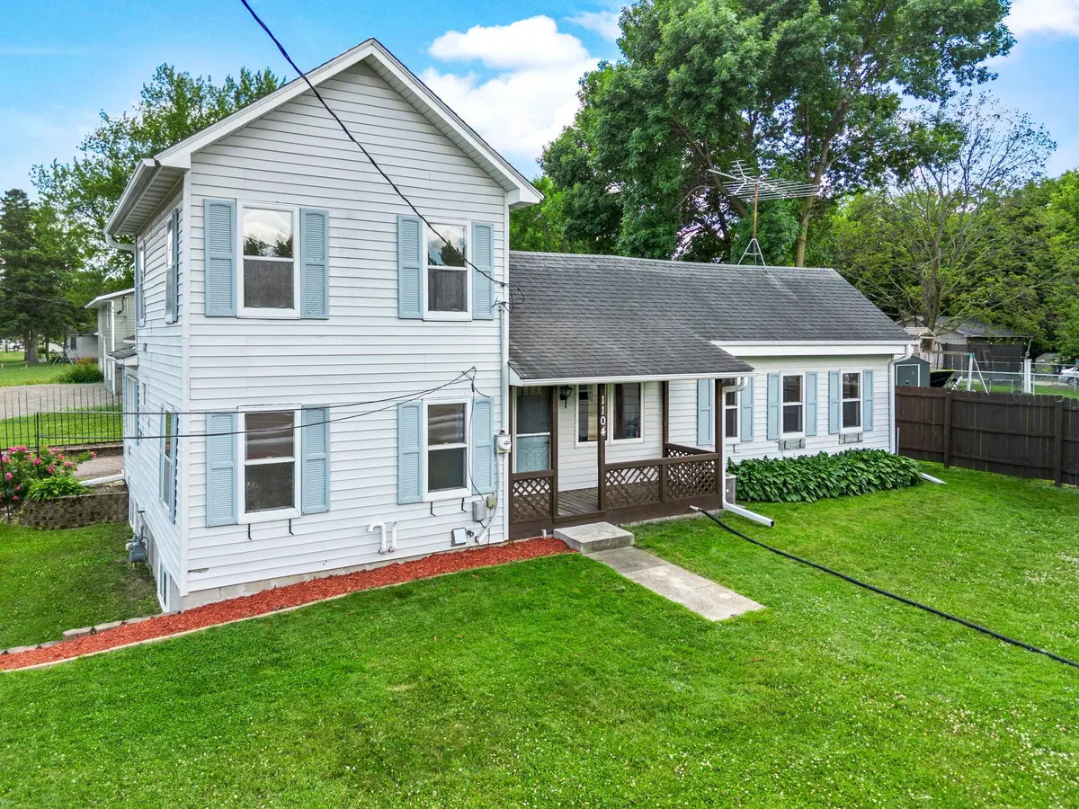 1104 4th ST, Howard Lake, MN 55349