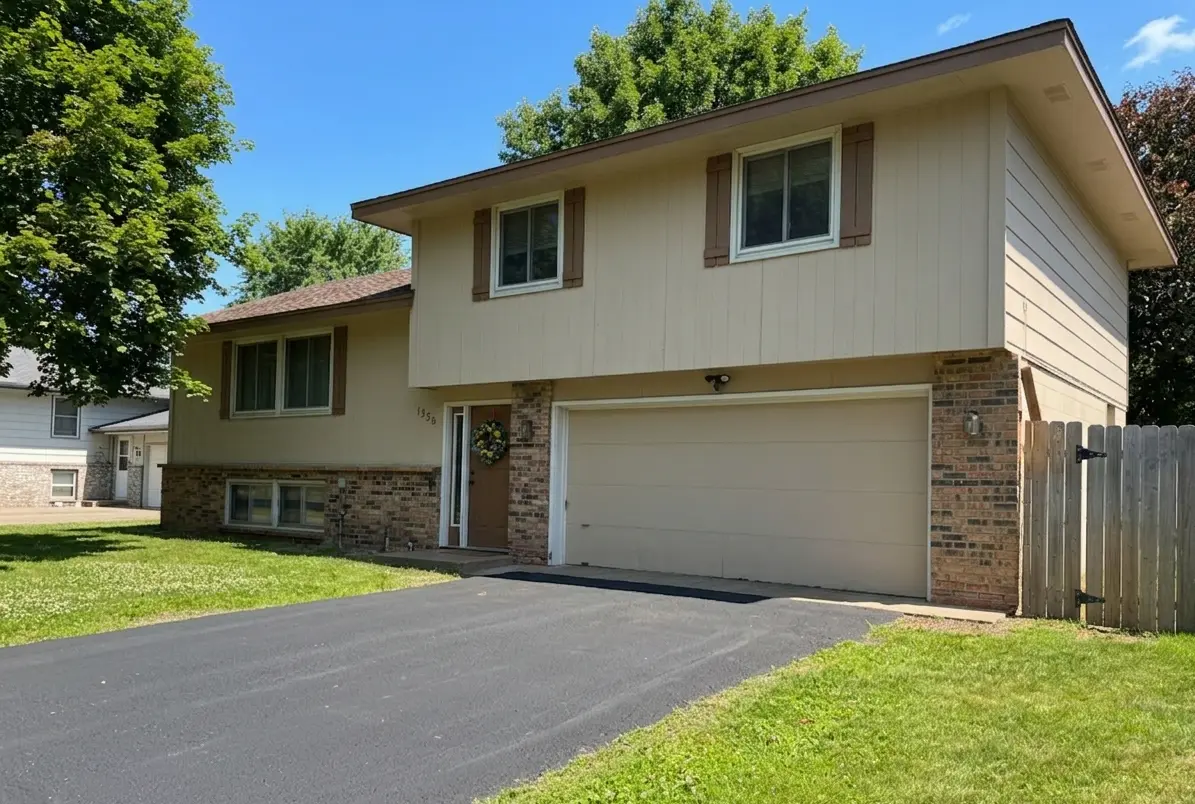 7356 Douglas DR N, Brooklyn Park, MN 55443