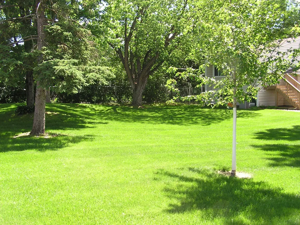 2041 103rd AVE NW, Coon Rapids, MN 55433