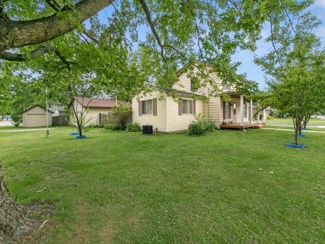 381 Elm ST S, Prescott, WI 54021