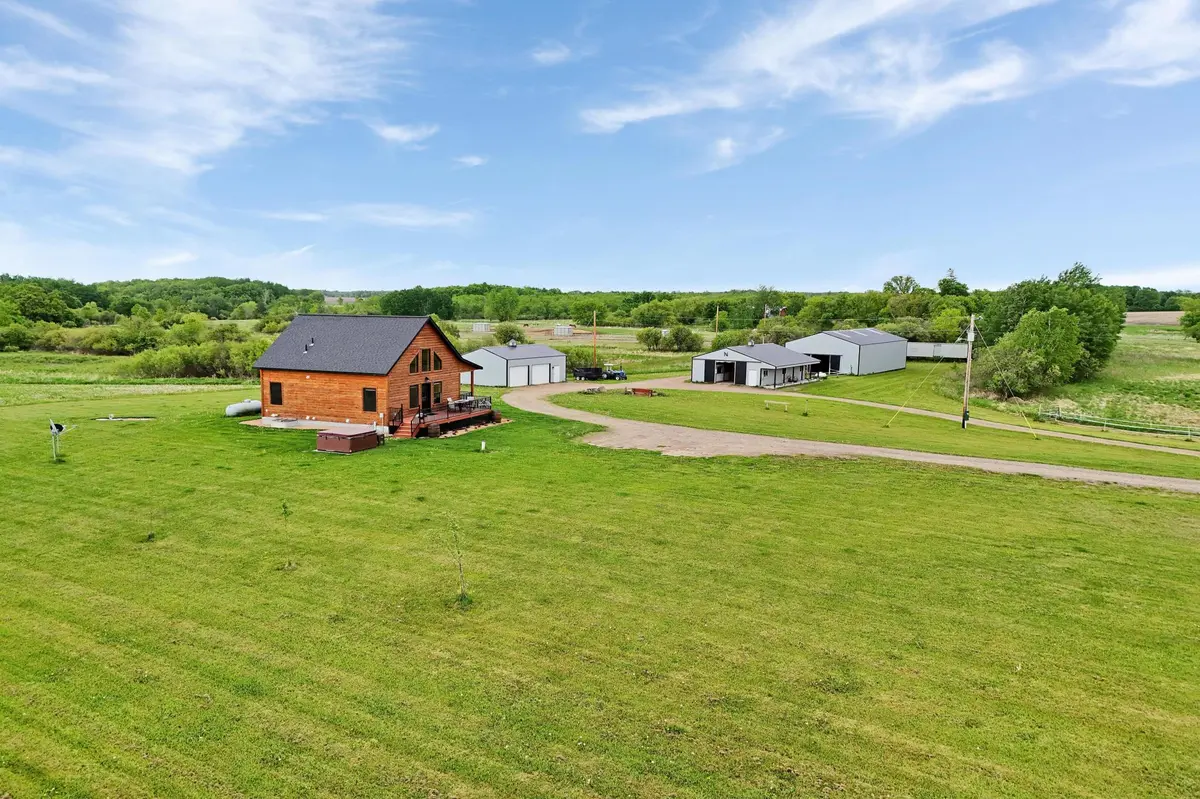 39057 Variolite ST NW, Dalbo, MN 55017