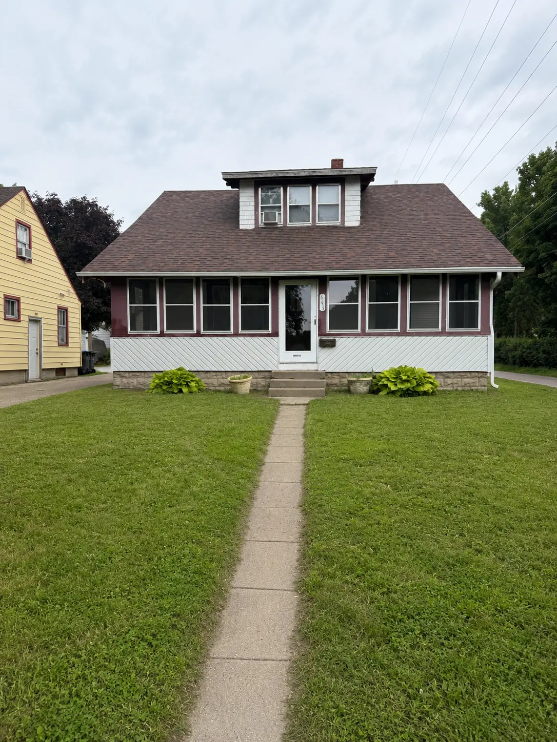 643 Mound AVE, Mankato, MN 56001