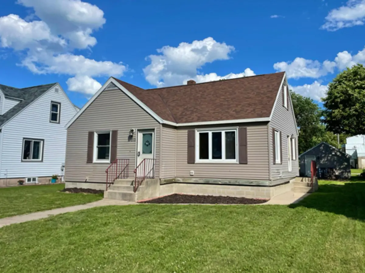 212 Cleveland Avenue, Morgan, MN 56266