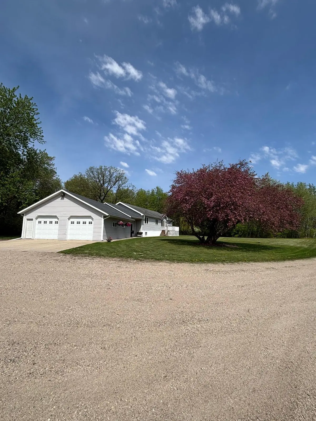 42810 County Road 2, Roseau, MN 56751
