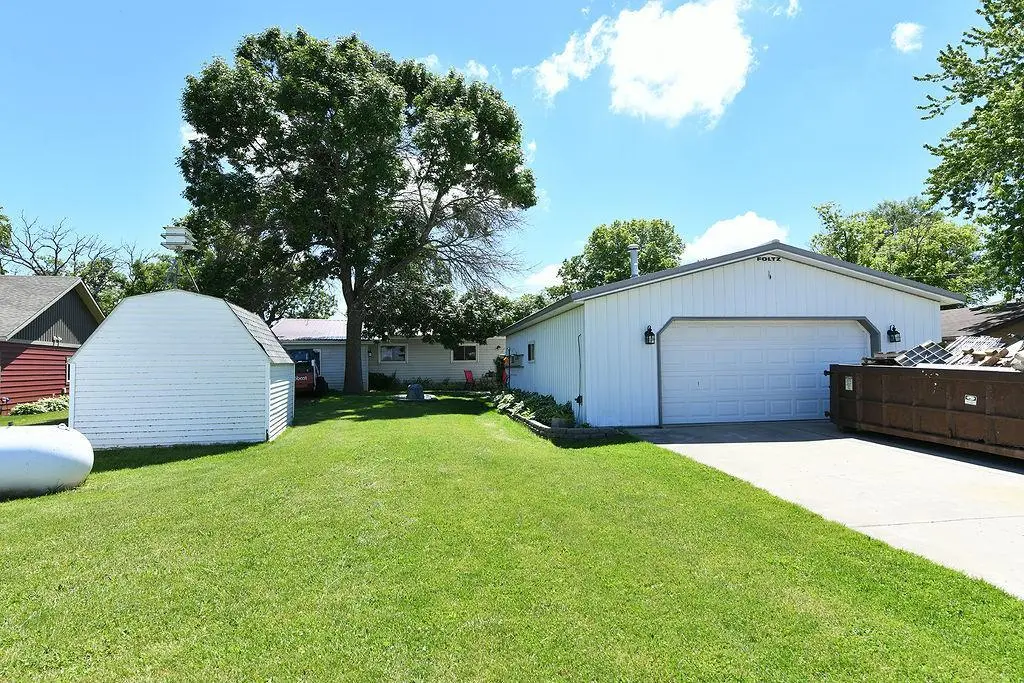 17051 N Leaf Lake RD, Lake Park, MN 56554
