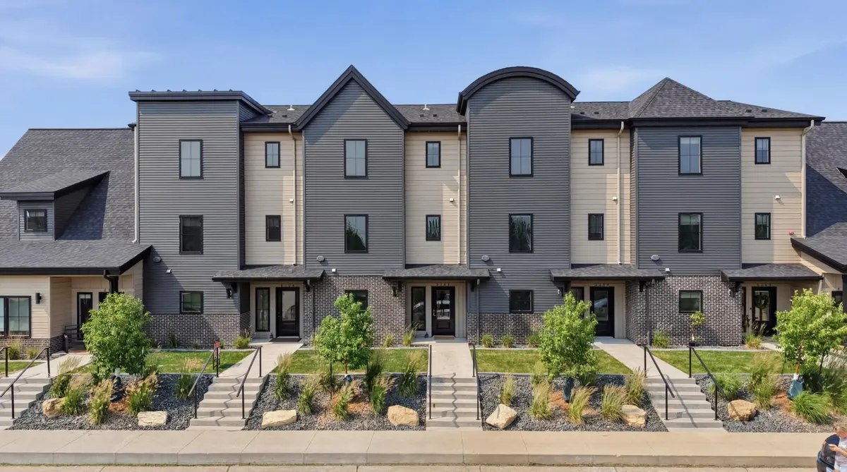 4160 Arthur DR S, Fargo, ND 58104