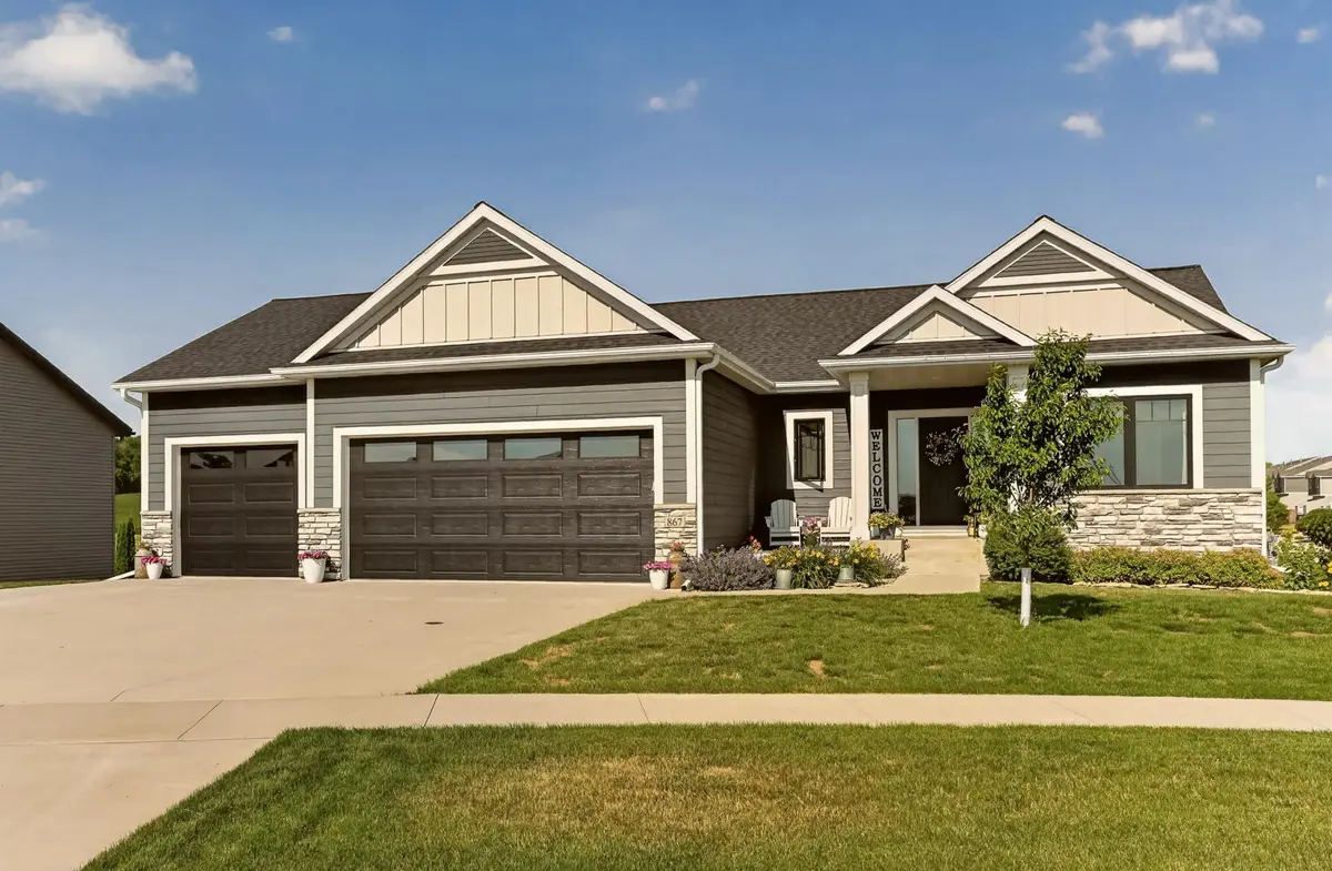 867 Grand Ridge DR NE, Byron, MN 55920