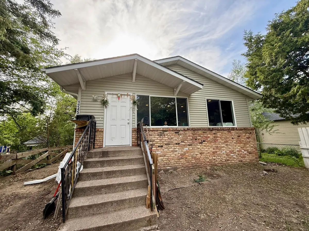 1245 Arkwright ST, Saint Paul, MN 55130
