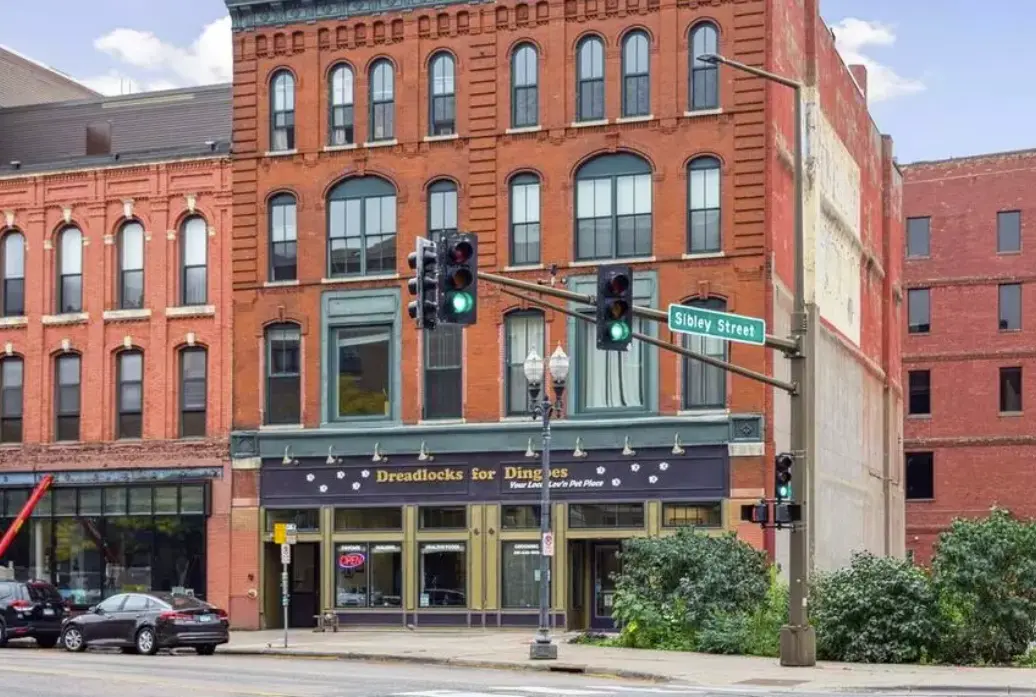 212 7th ST E, Saint Paul, MN 55101