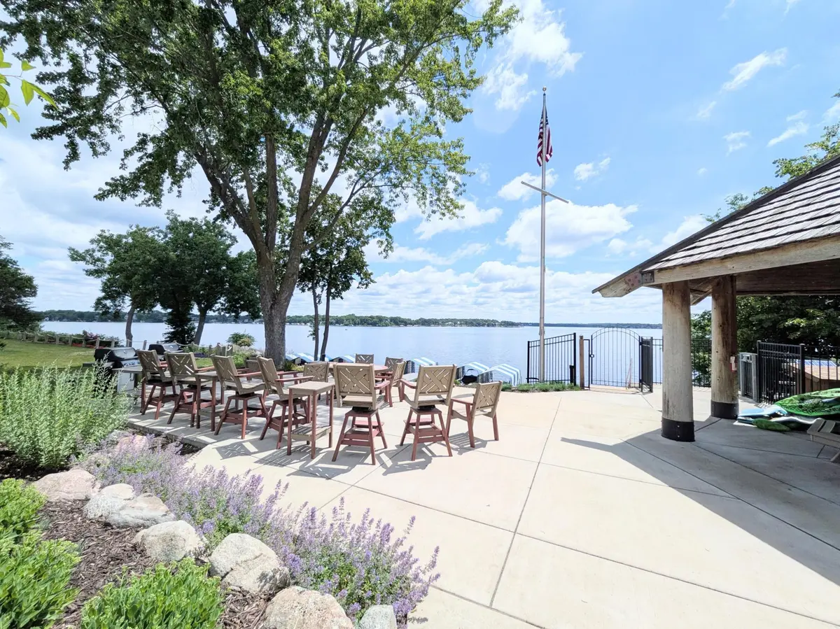 4387 Wilshire BLVD #106, Mound, MN 55364