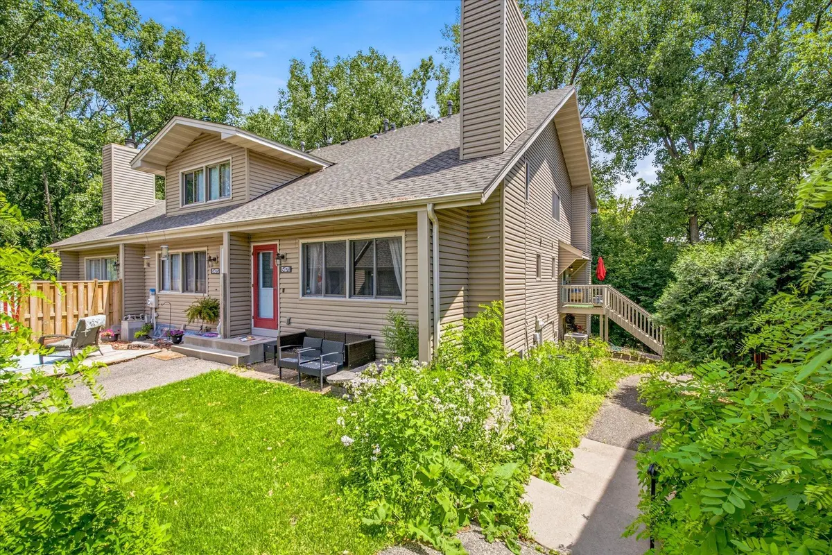 5473 E Brenner PASS, Fridley, MN 55432