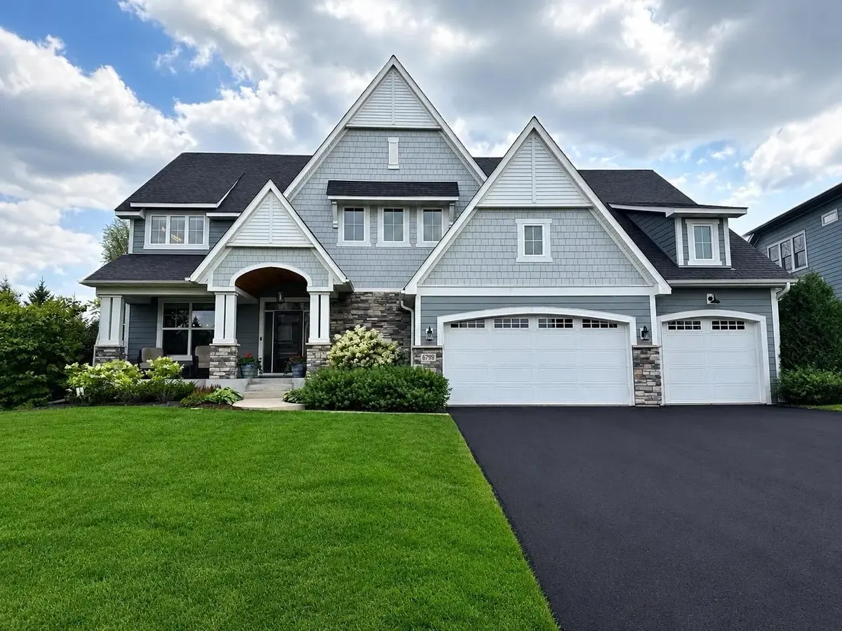 6799 Lily LN, Minnetrista, MN 55331
