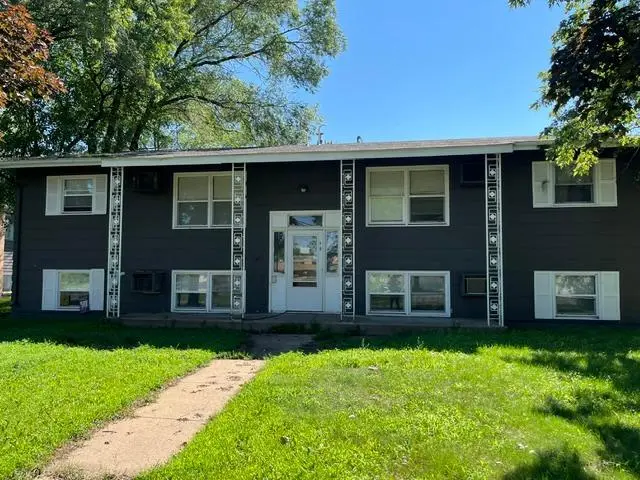 334 33rd AVE N, Saint Cloud, MN 56303