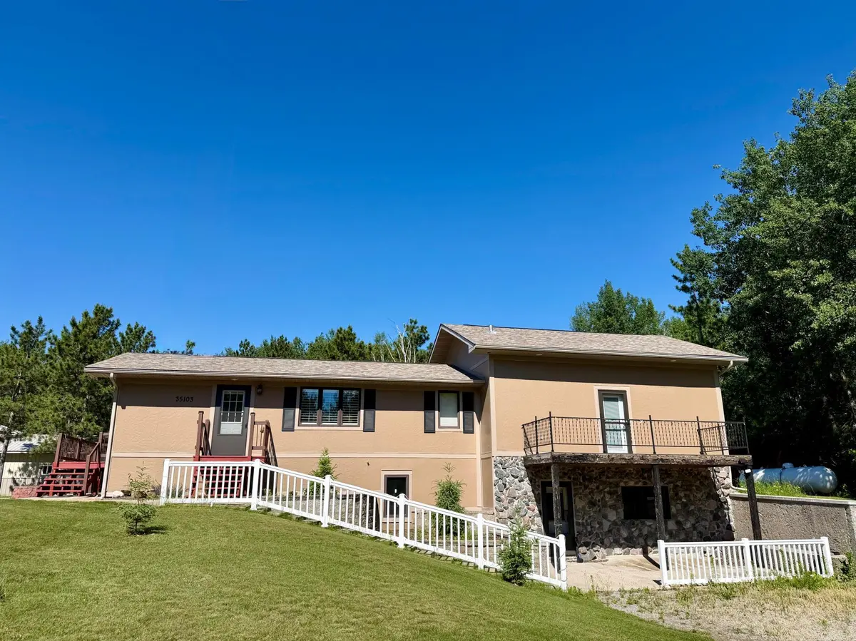 35103 570th AVE, Warroad, MN 56763