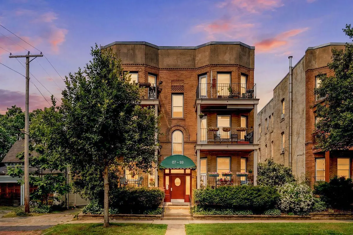 87 Kent ST #2, Saint Paul, MN 55102