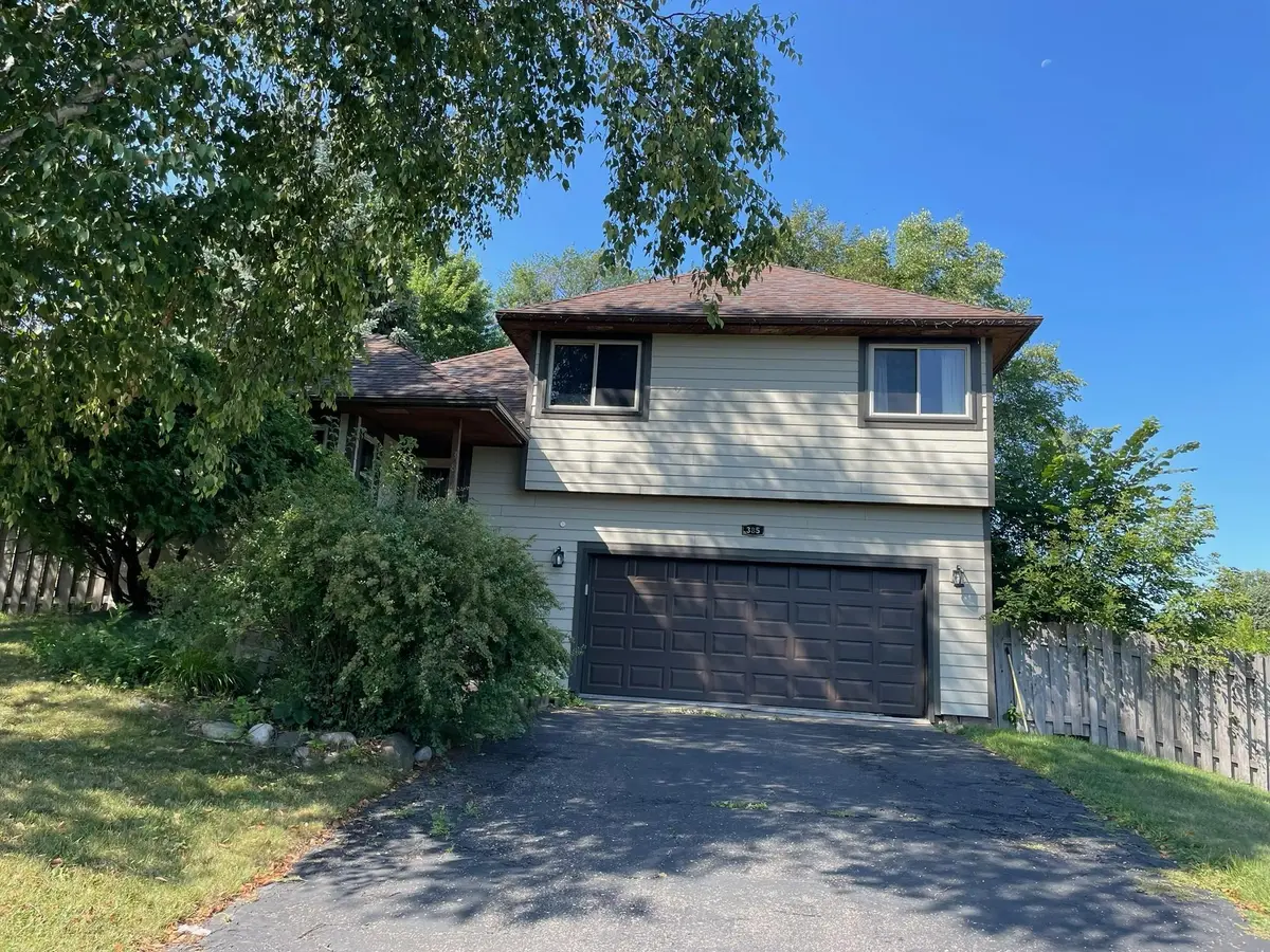 385 Londin PL, Saint Paul, MN 55119