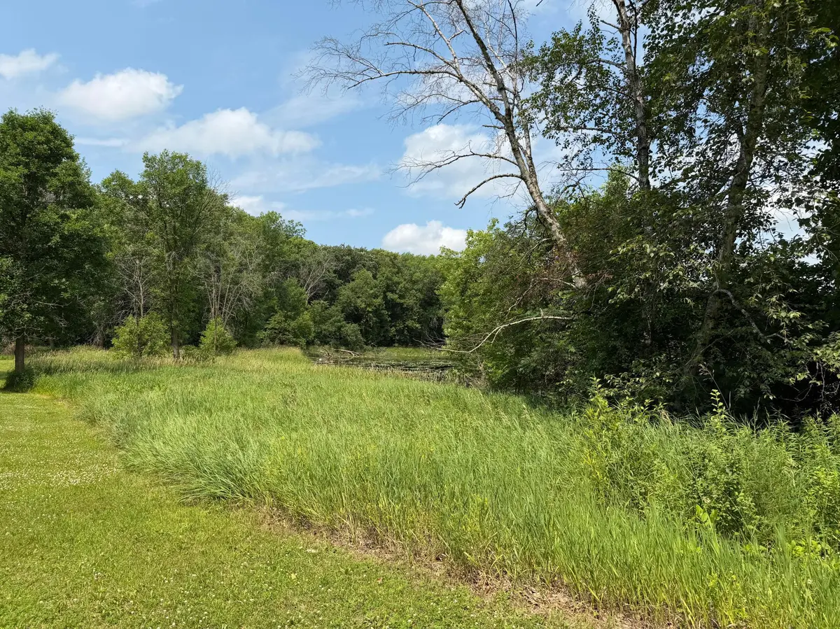 tbd Hart AVE NW, Annandale, MN 55302