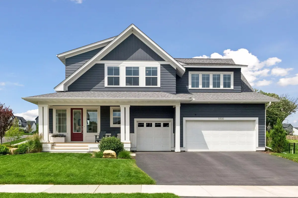 5500 Rolling Hills Pkwy, Victoria, MN 55318
