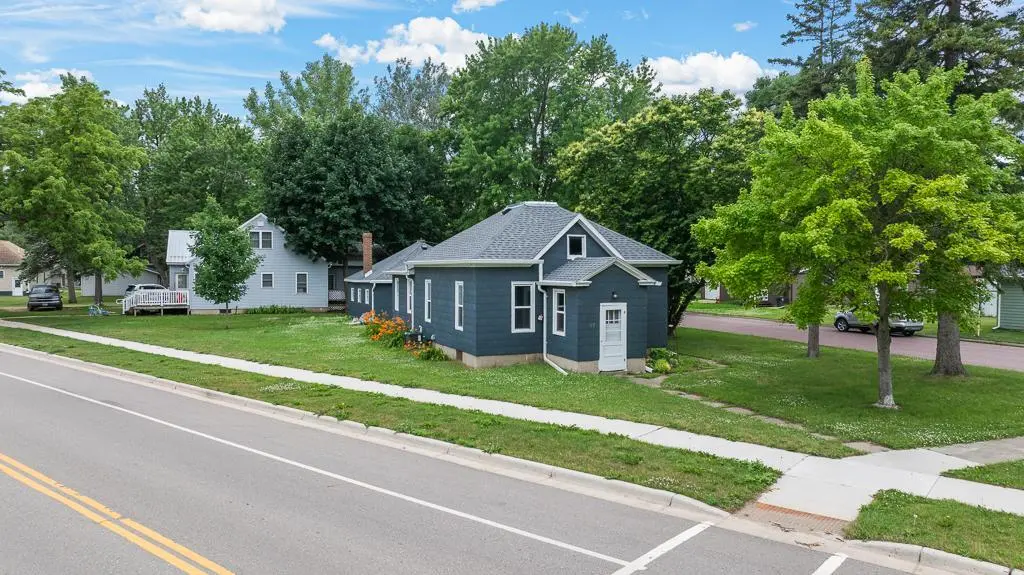 37 Rowland ST, Tracy, MN 56175
