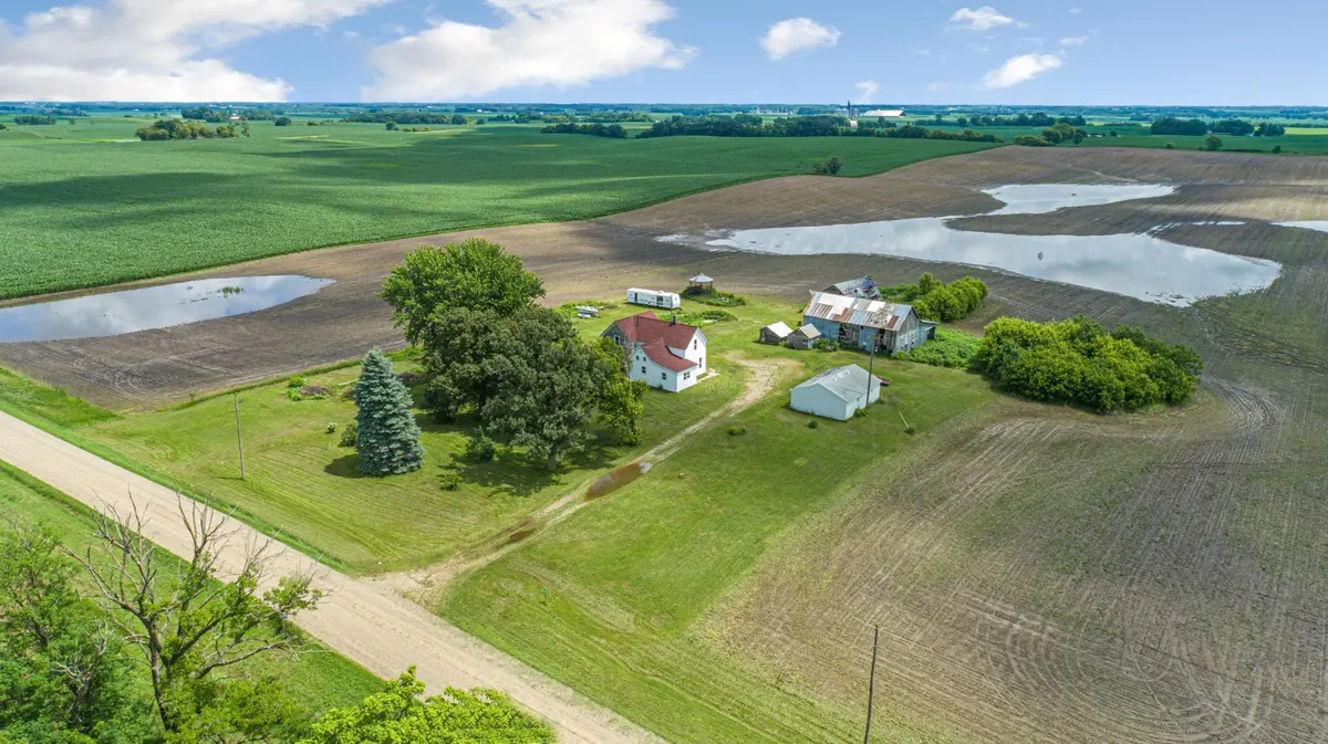 10401 SW 62nd AVE, Ellendale, MN 56026
