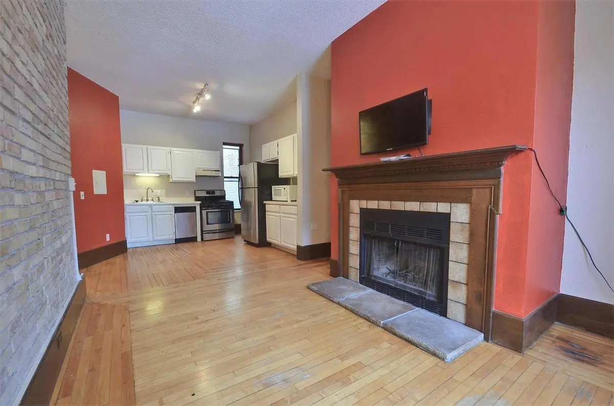 605 S 9th ST #8, Minneapolis, MN 55404