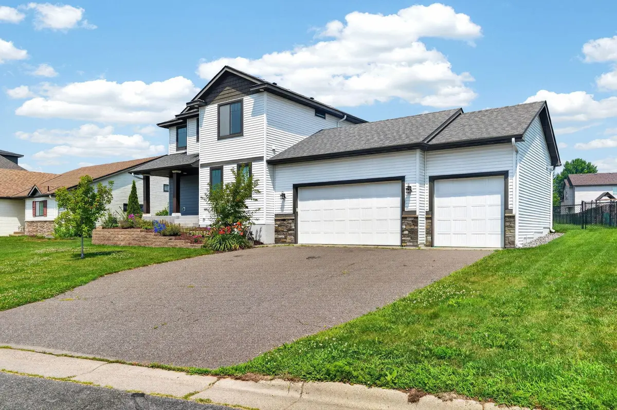 1587 Prairie View LN NE, Sauk Rapids, MN 56379