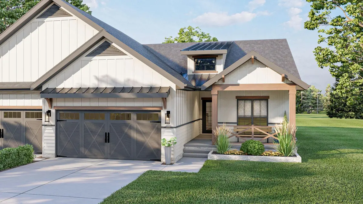 702 South Division ST, Roberts, WI 54023