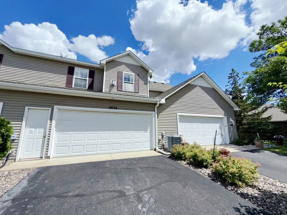 4834 Bisset LN, Inver Grove Heights, MN 55076