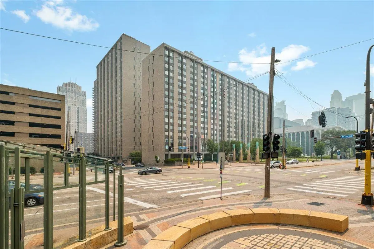 15 S 1st ST #A414, Minneapolis, MN 55401