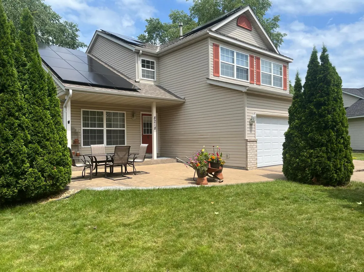 8218 Lori LN, Woodbury, MN 55125