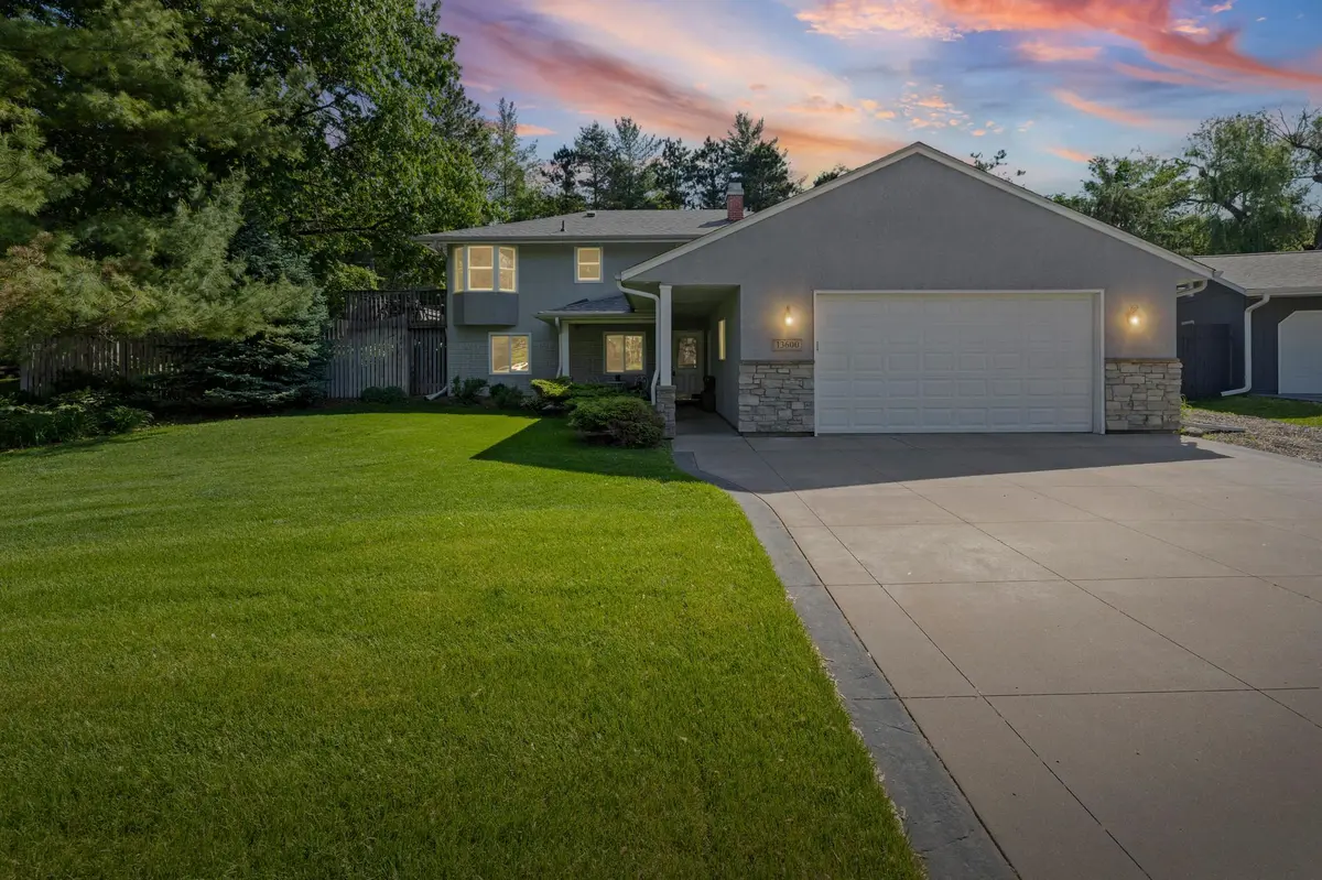 13600 69th AVE N, Maple Grove, MN 55311