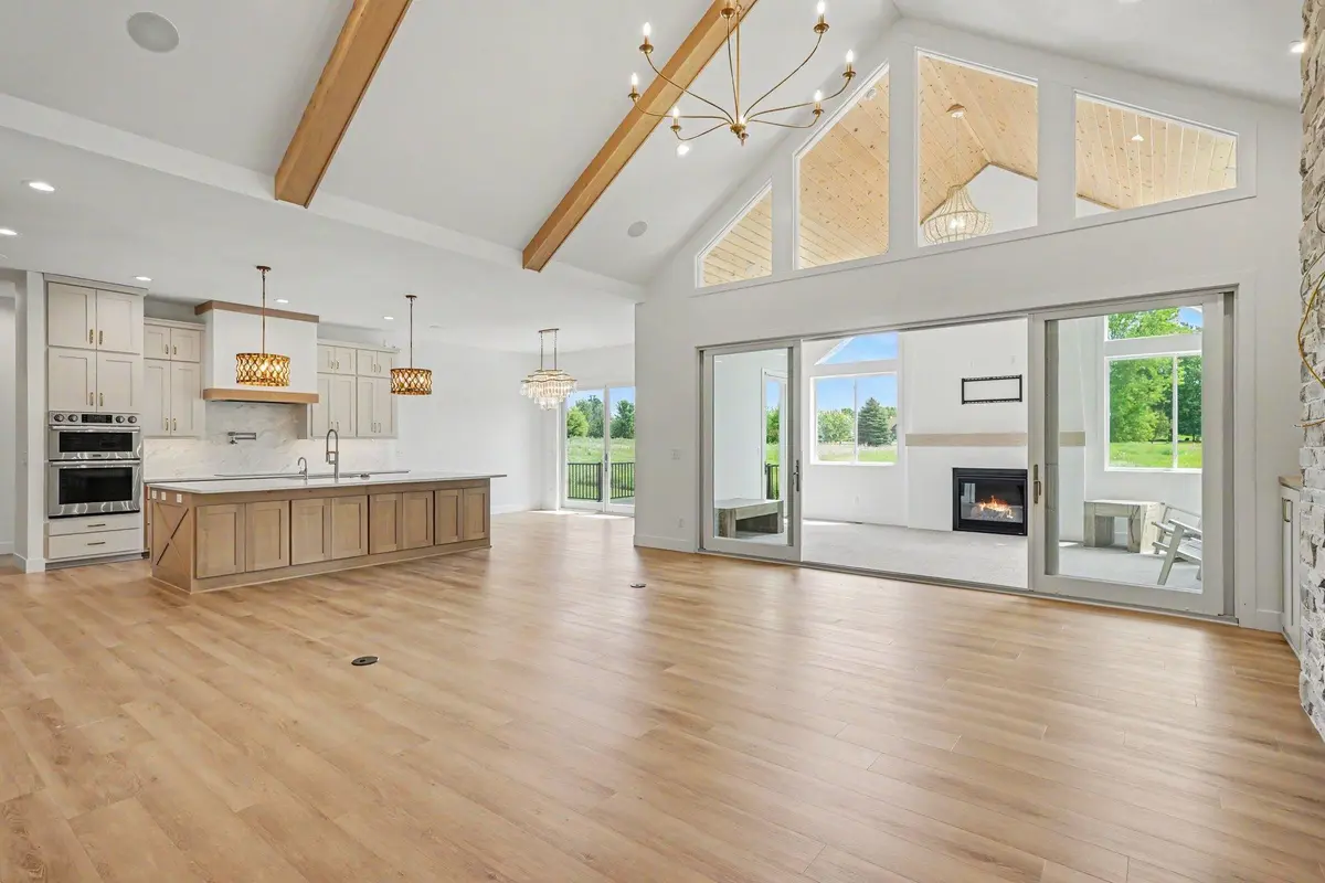 7767 Prairie Grass PASS, Prior Lake, MN 55372