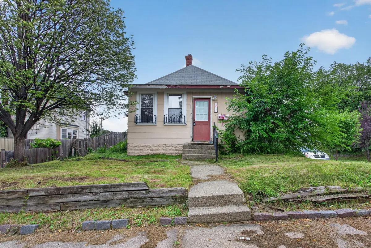 3700 N 6th ST, Minneapolis, MN 55412