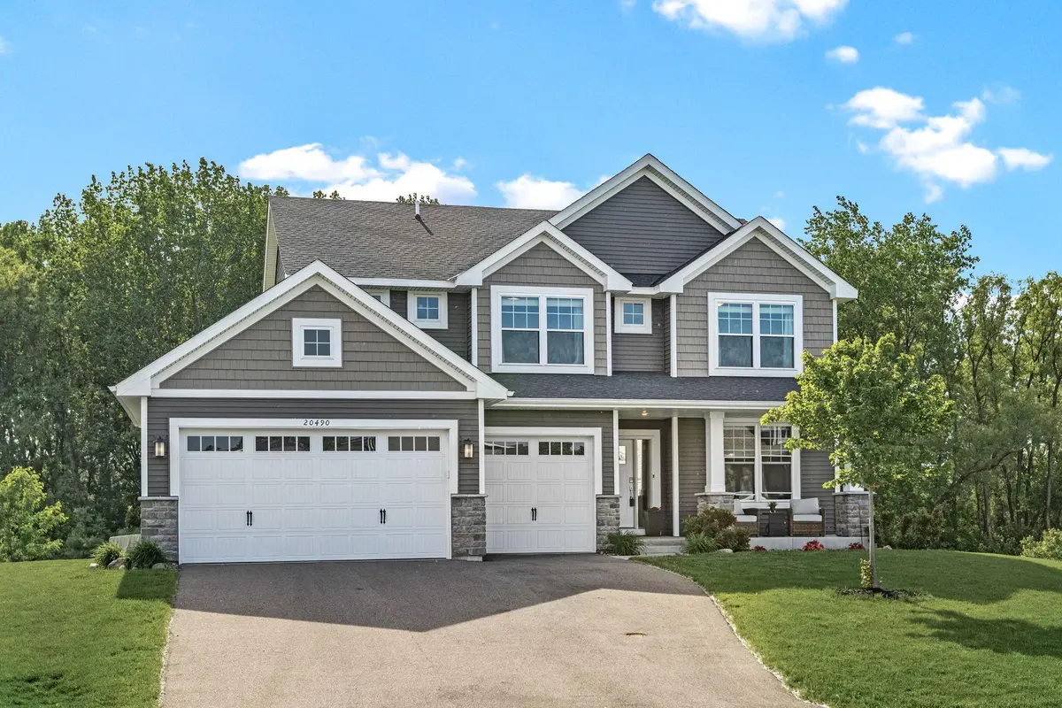 20490 Ginger CT, Lakeville, MN 55044