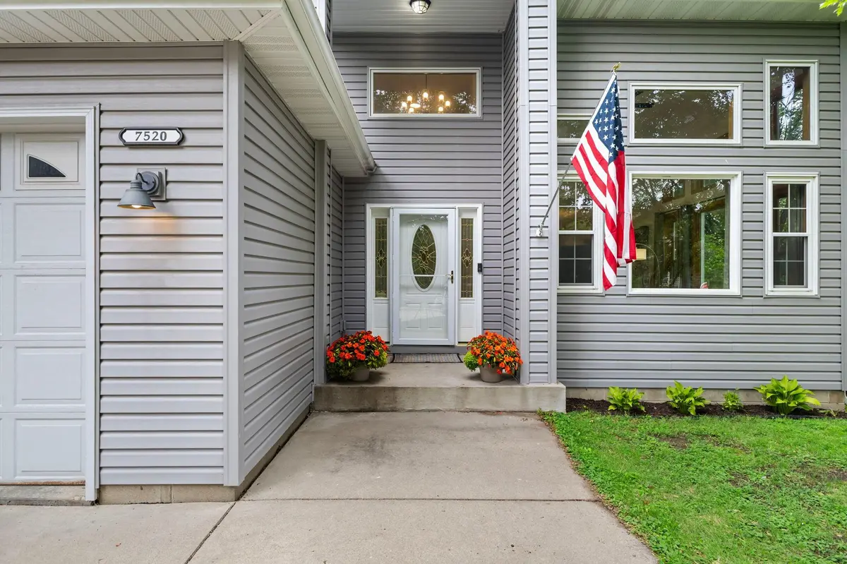 7520 Walker ST, Saint Louis Park, MN 55426