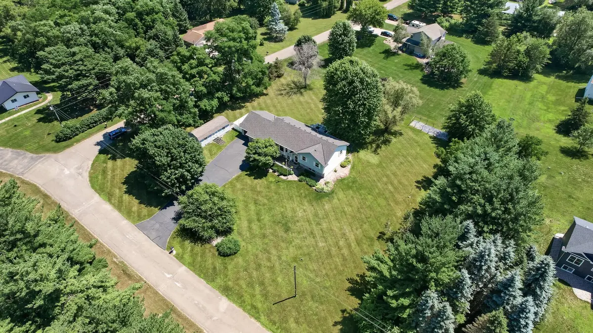 N7992 988th ST, River Falls, WI 54022